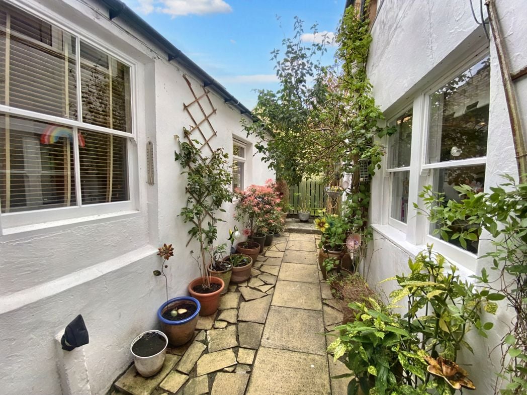 Property image 21 of 23