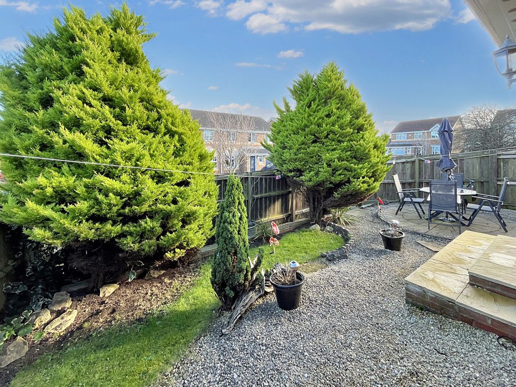 Property image 12 of 17