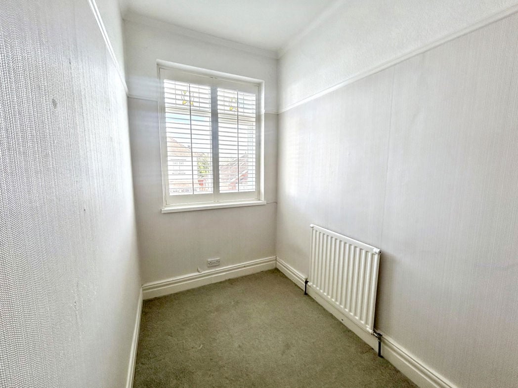 Property image 12 of 16