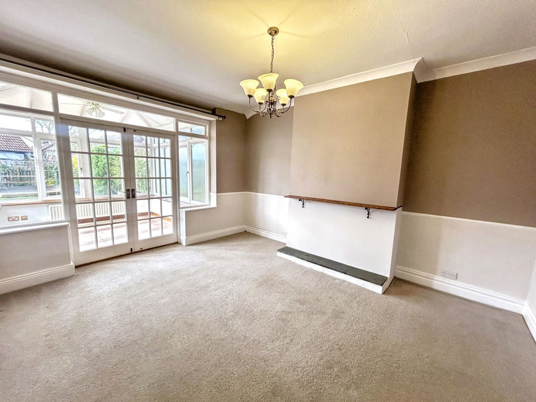 Property image 3 of 16