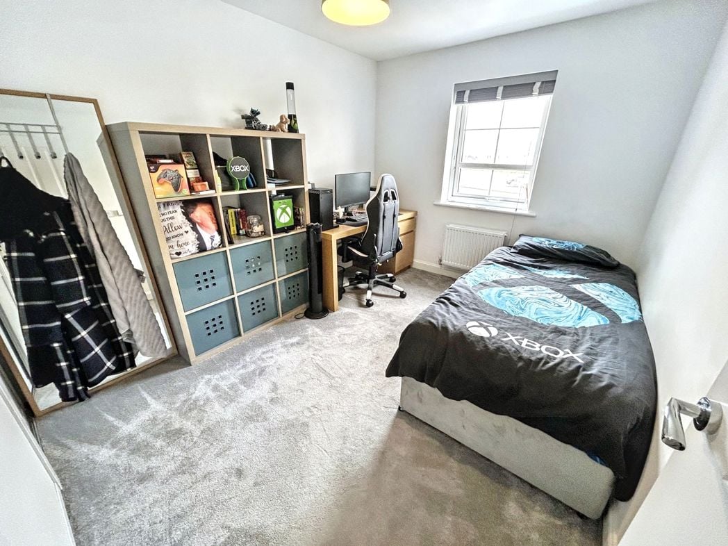 Property image 14 of 19