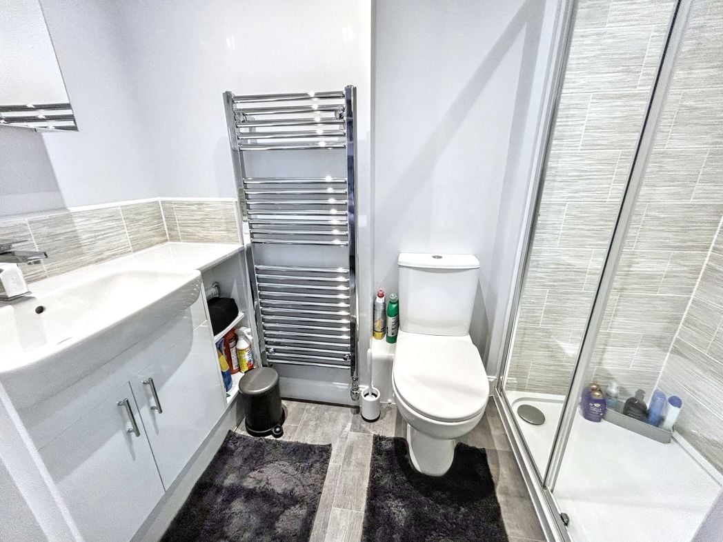 Property image 12 of 19