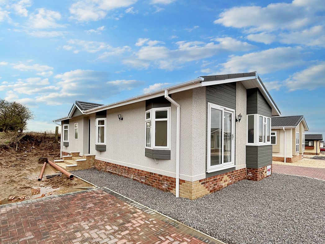 Property image 1 of 16