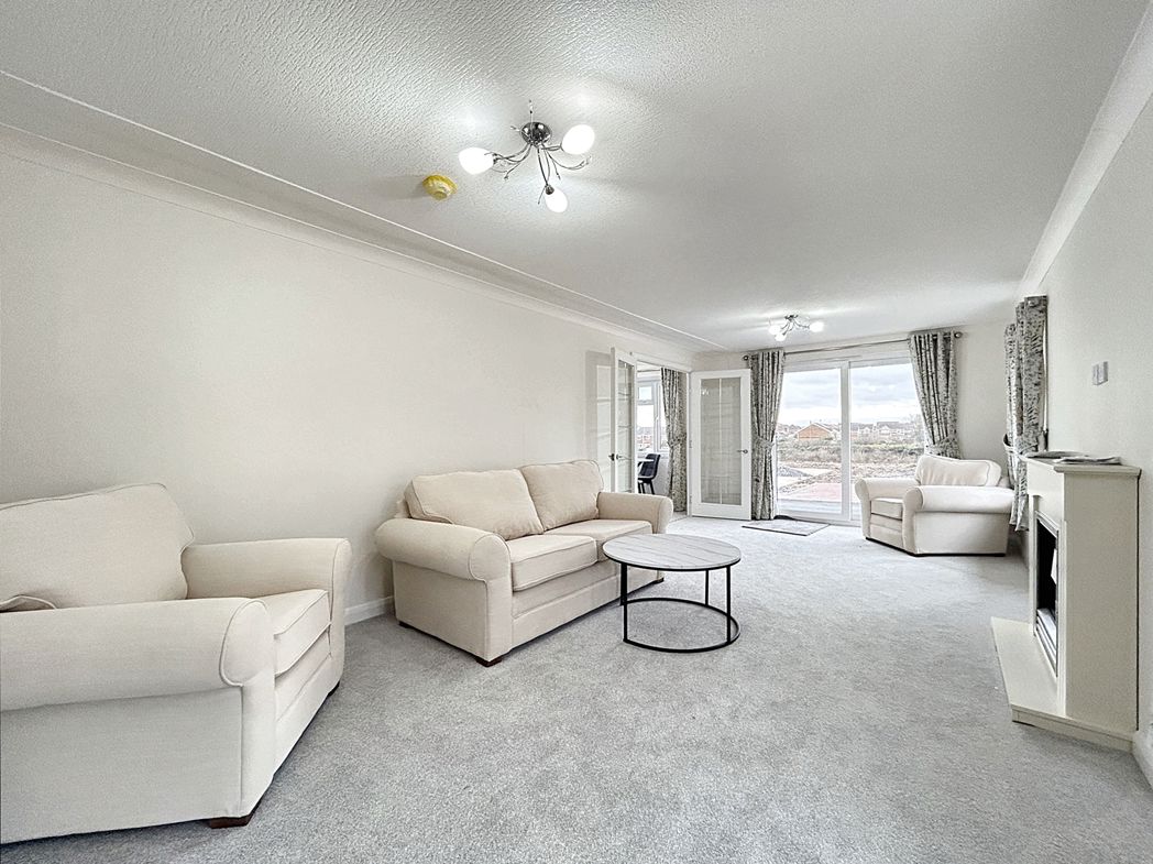 Property image 3 of 16