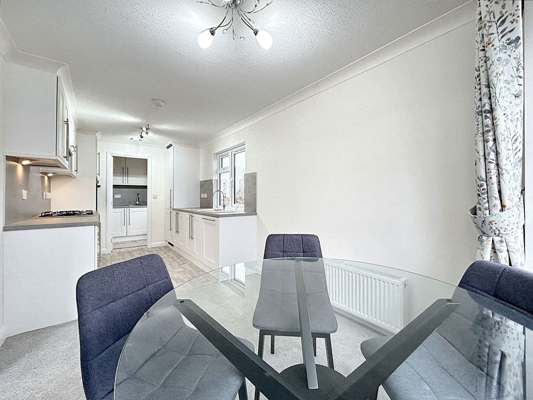Property image 6 of 16