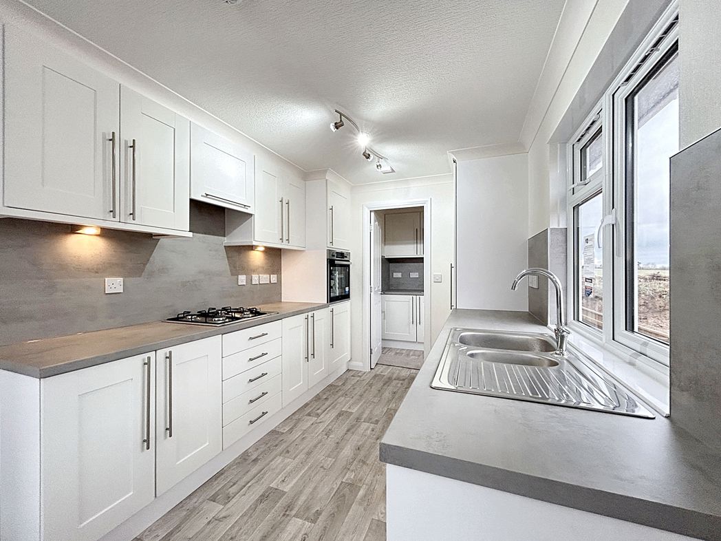Property image 7 of 16