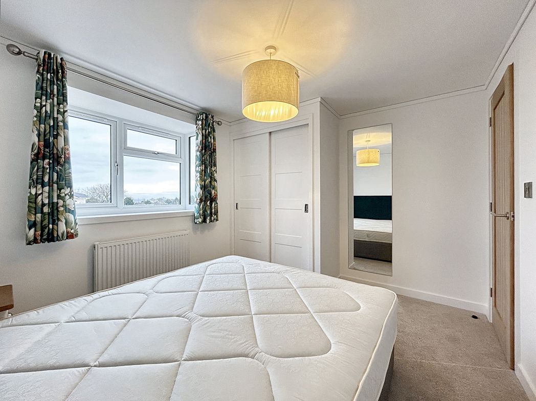 Property image 13 of 15