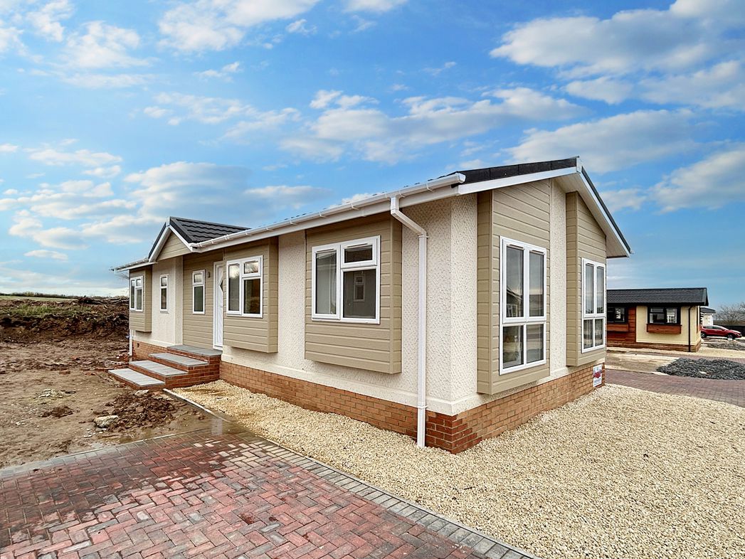 Property image 1 of 16