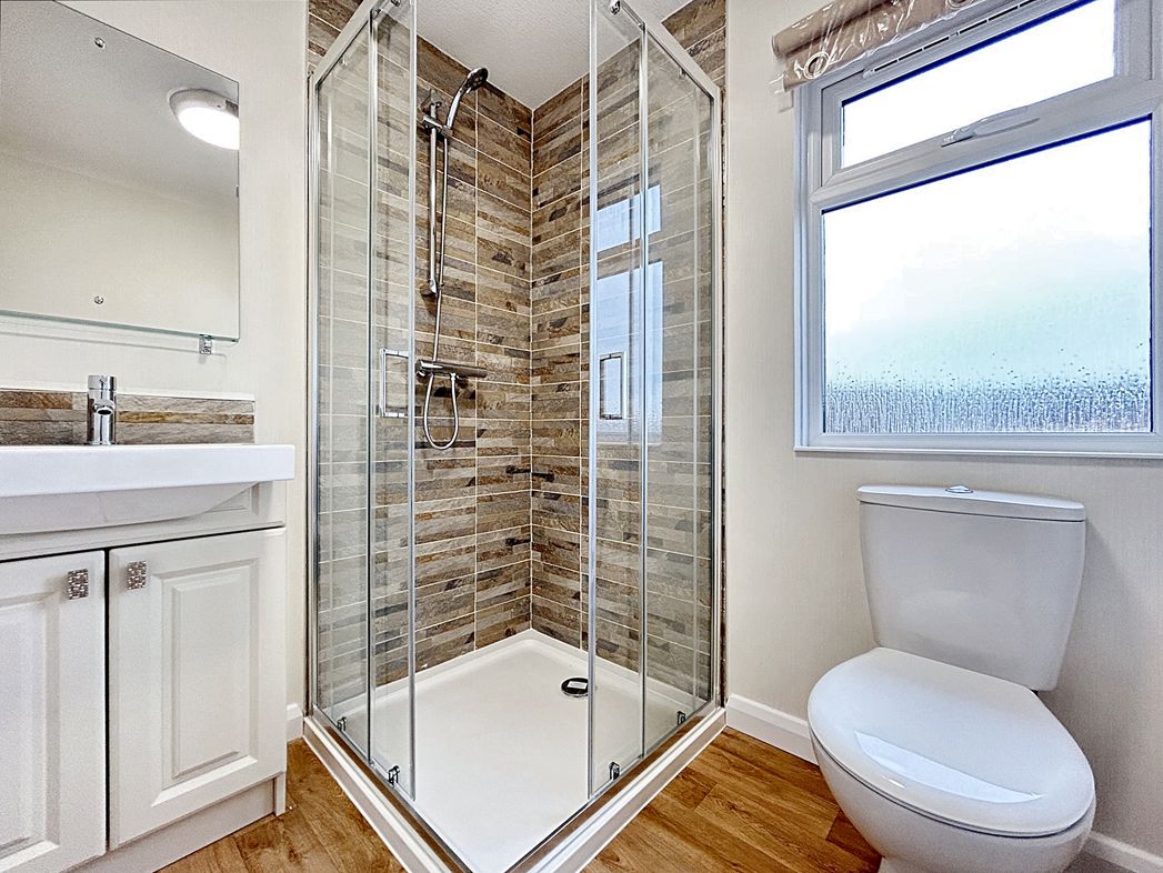 Property image 12 of 16