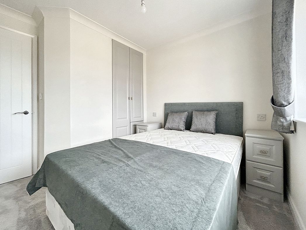 Property image 14 of 16