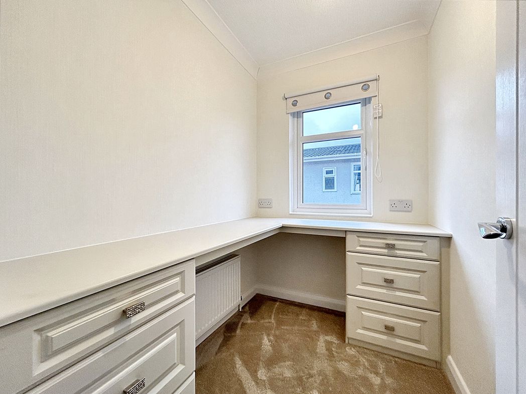 Property image 15 of 16