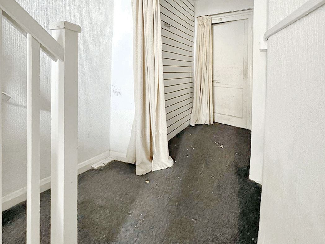 Property image 8 of 24