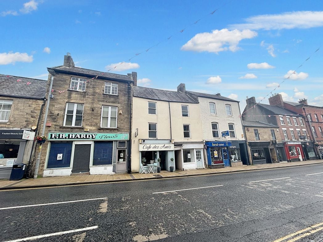 Property image 1 of 24