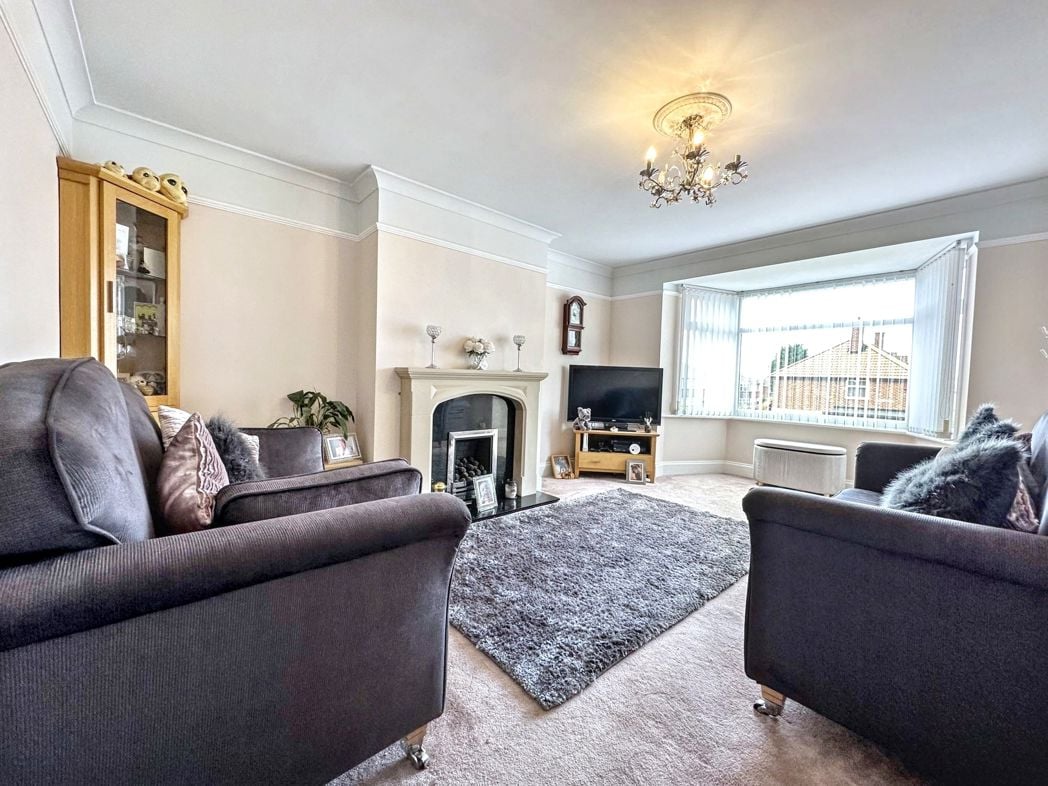 Property image 2 of 10