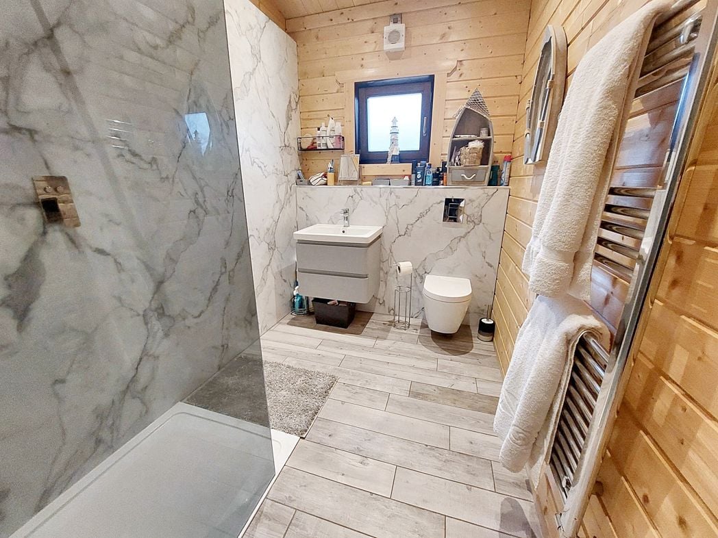Property image 6 of 11