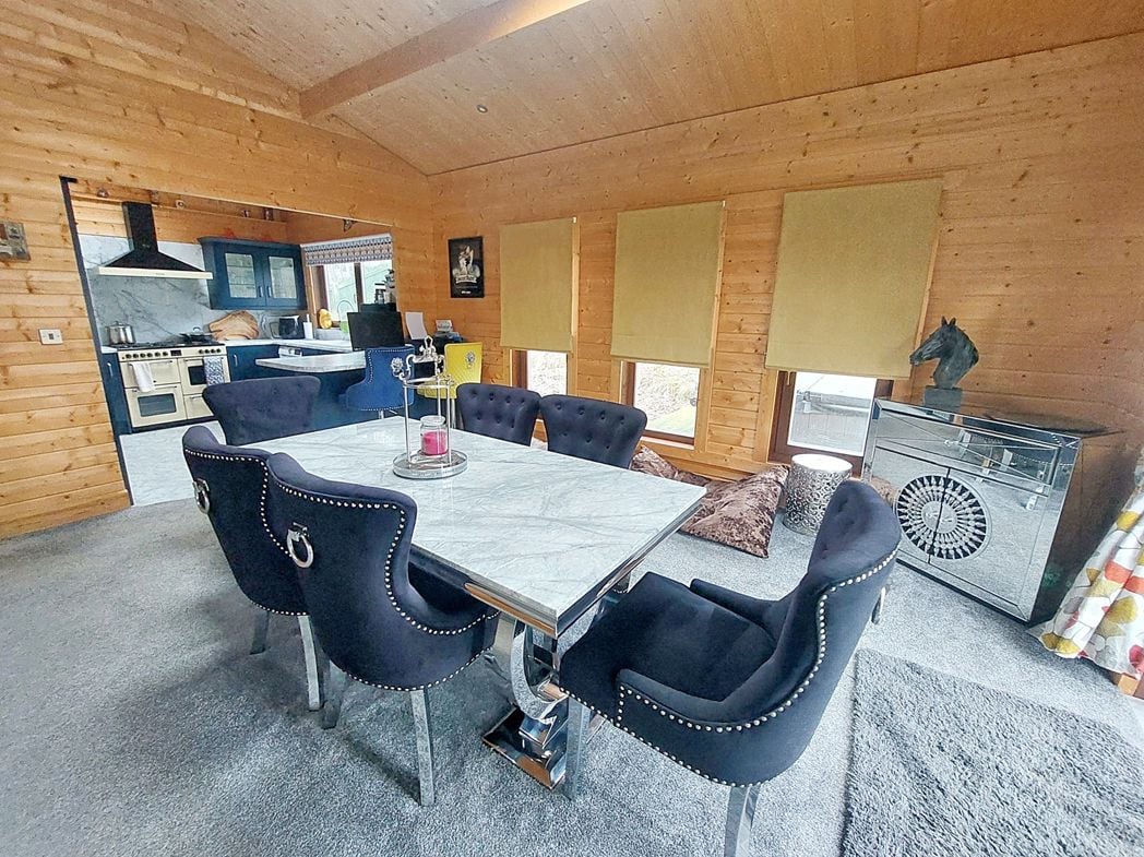 Property image 11 of 11