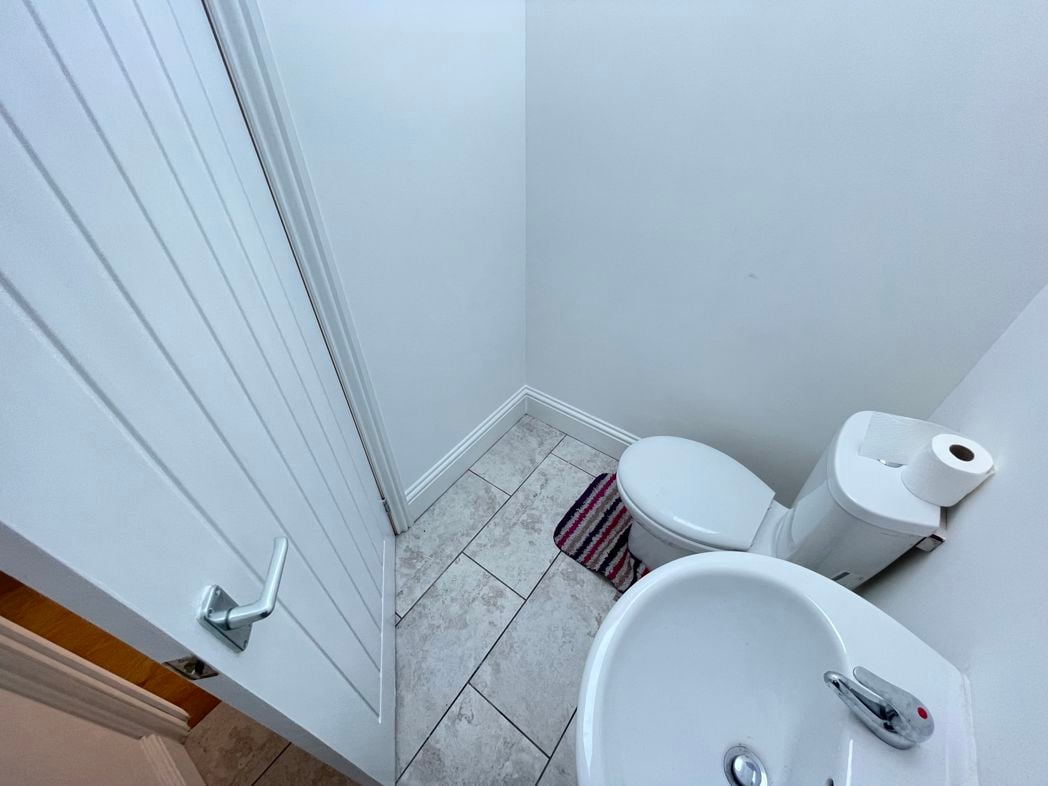 Property image 6 of 10