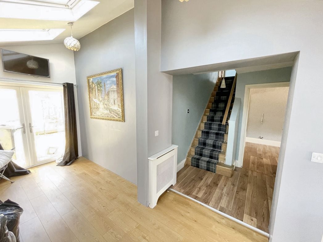 Property image 3 of 10