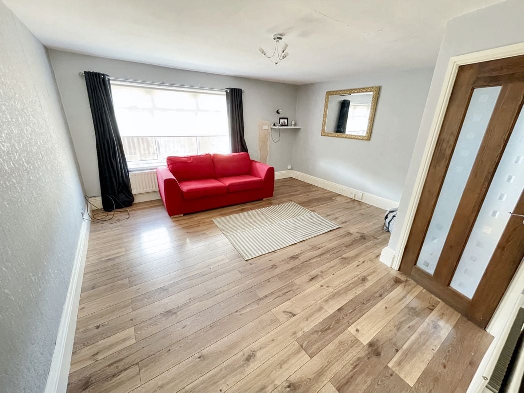 Property image 5 of 10
