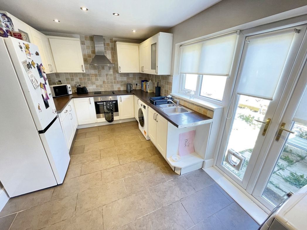 Property image 4 of 10