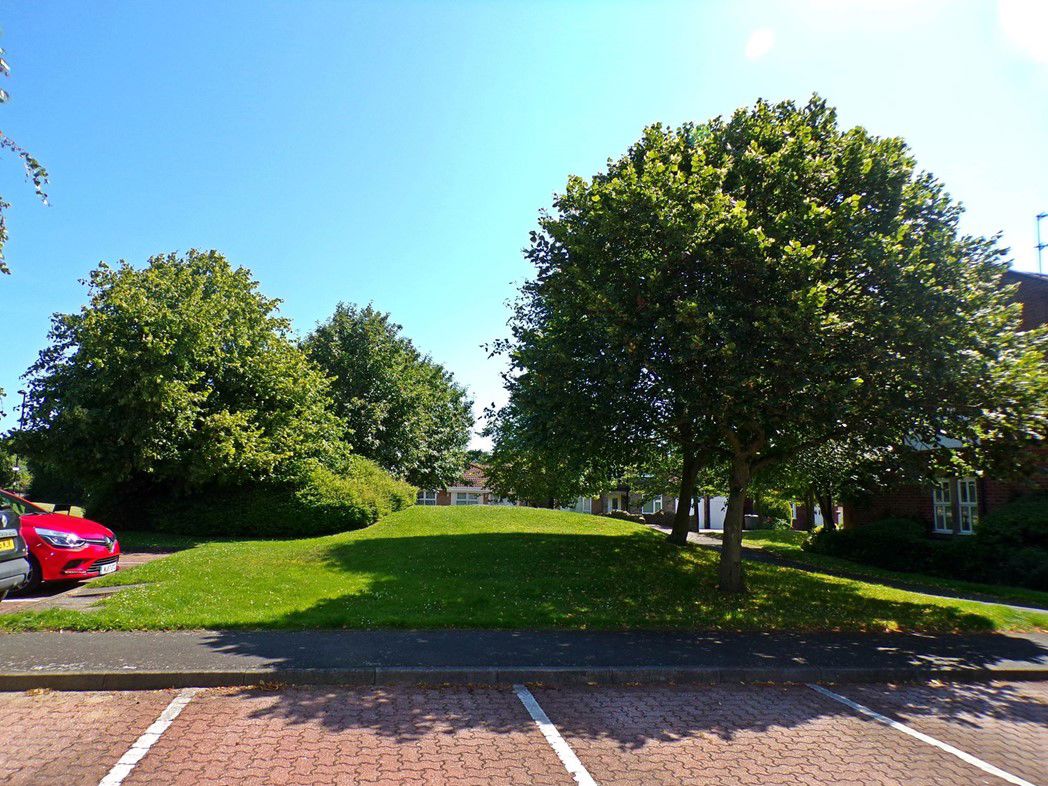 Property image 8 of 8