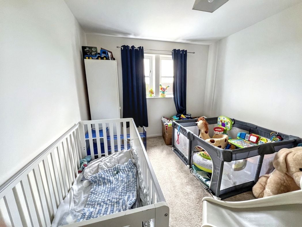 Property image 6 of 8