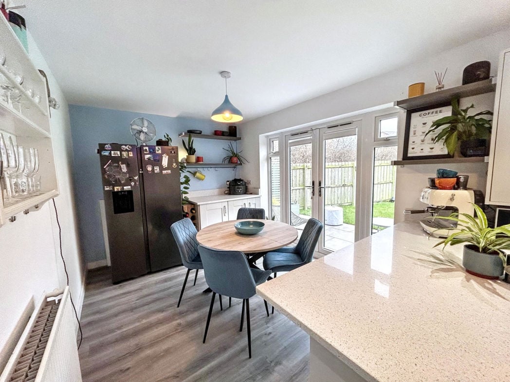 Property image 5 of 16