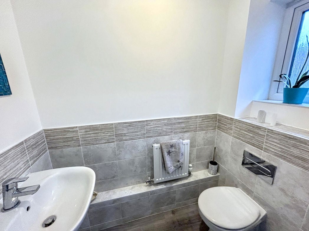 Property image 6 of 16