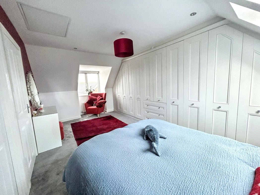 Property image 13 of 16