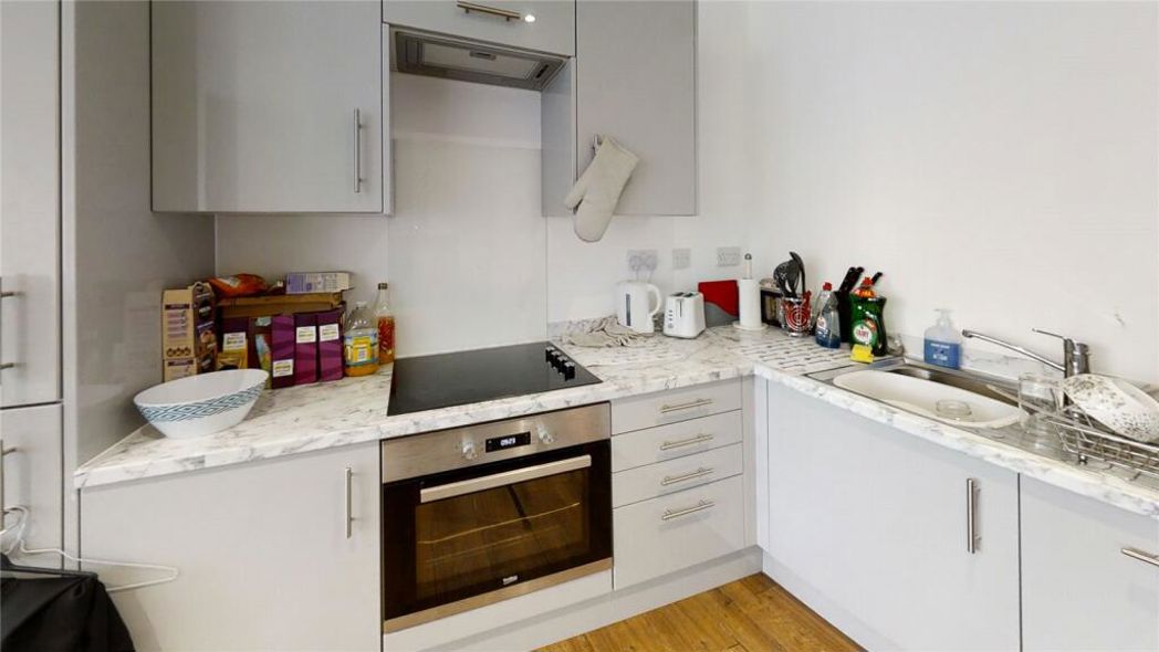 Property image 3 of 8