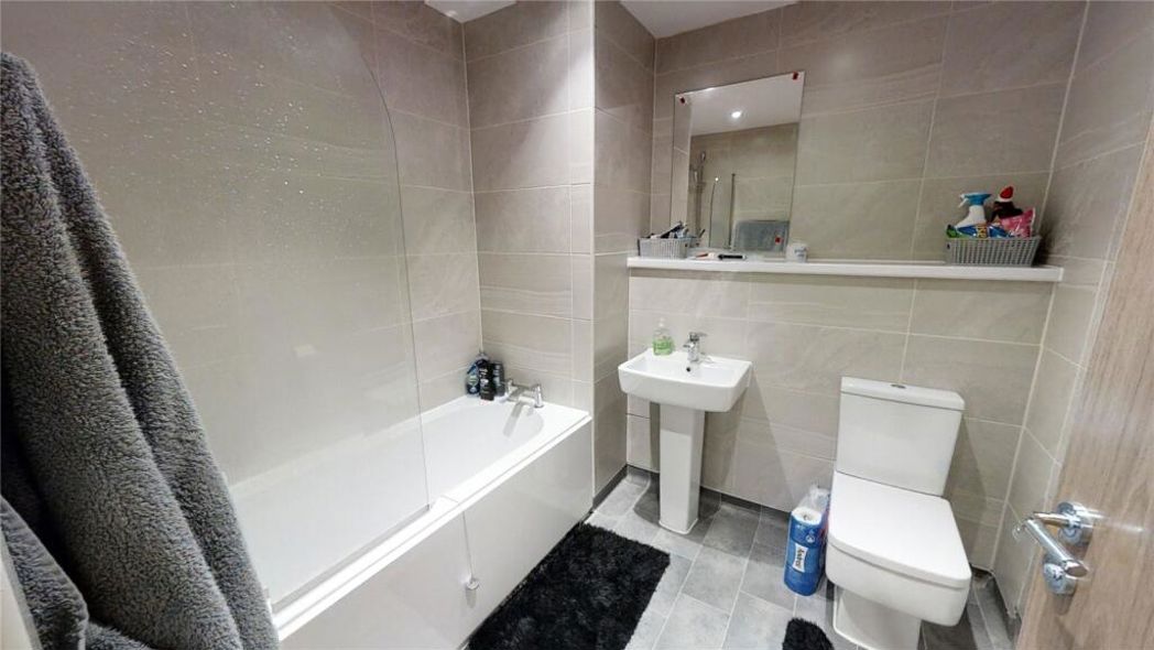 Property image 8 of 8