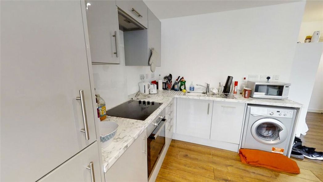 Property image 5 of 8