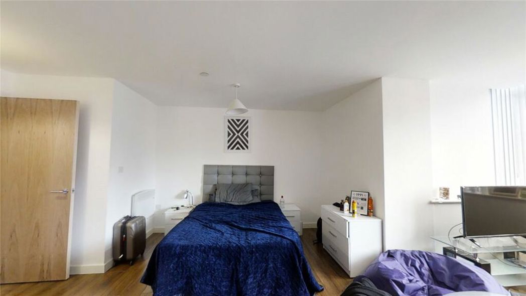 Property image 7 of 8