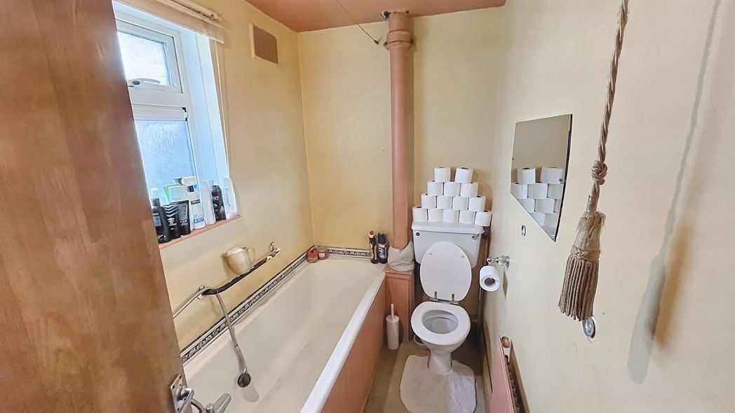 Property image 11 of 11