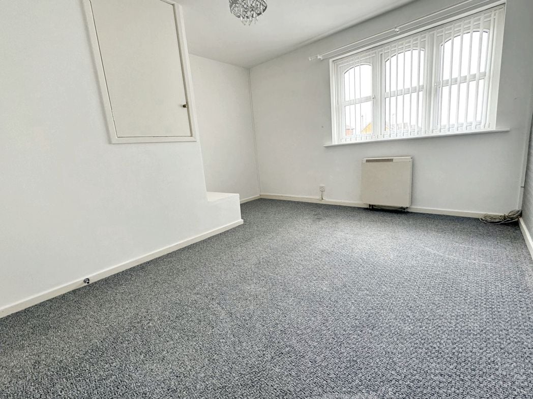 Property image 4 of 7