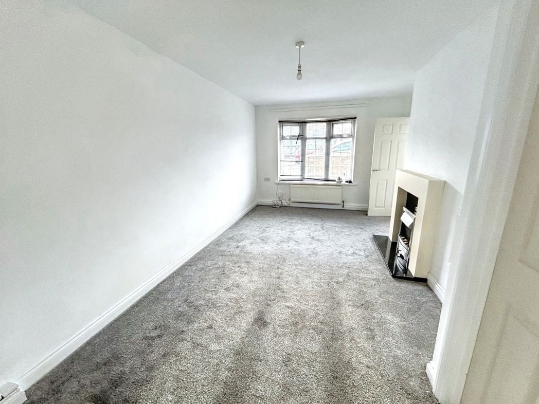 Property image 4 of 7
