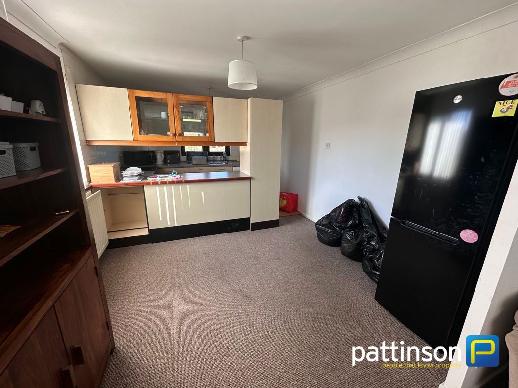 Property image 4 of 9