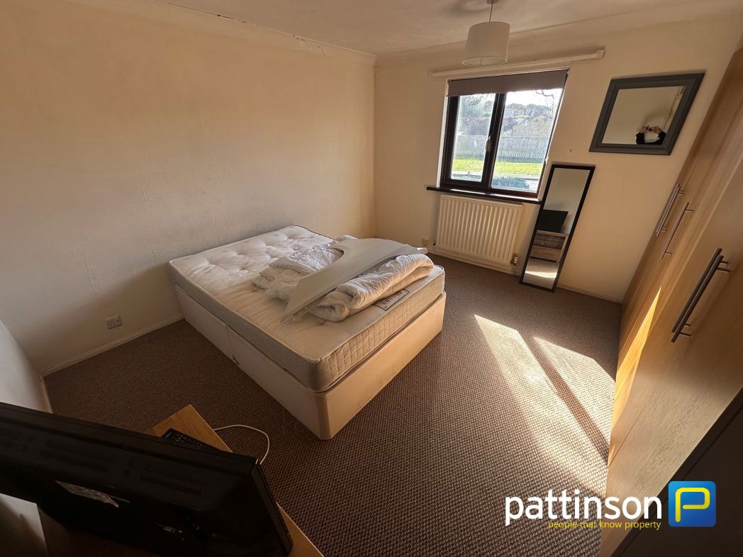 Property image 7 of 9