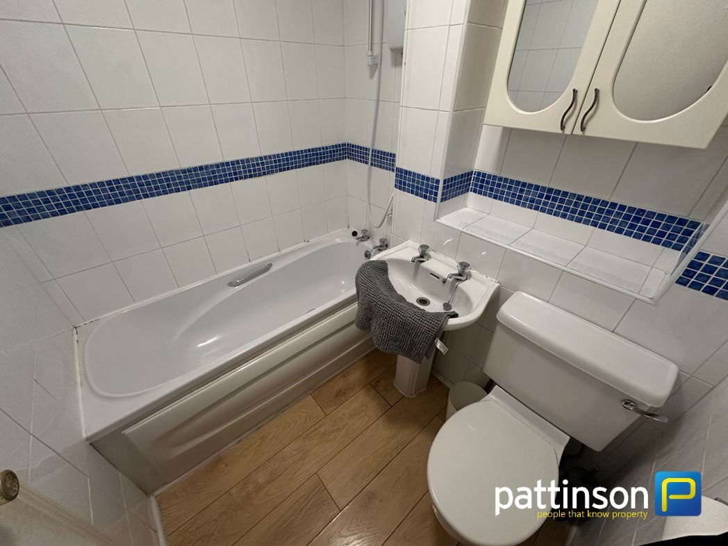 Property image 8 of 9