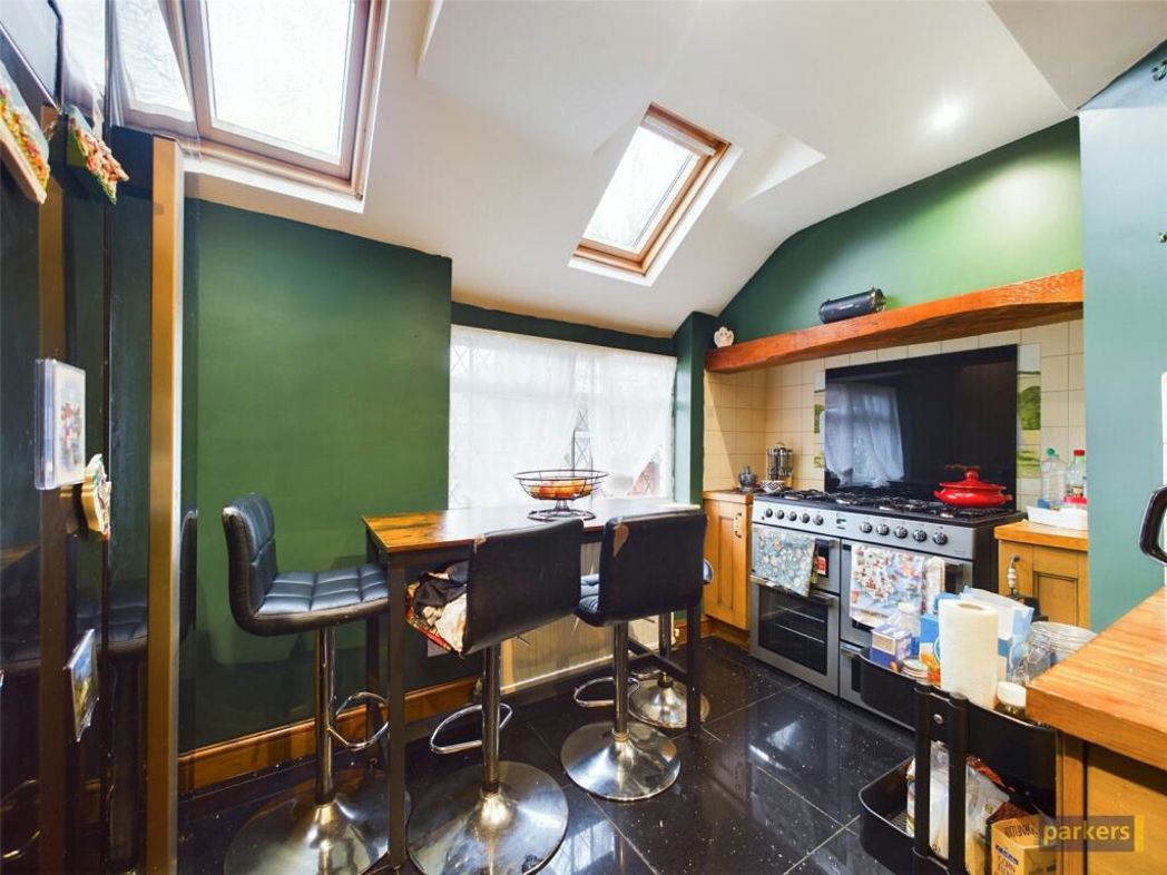 Property image 5 of 15