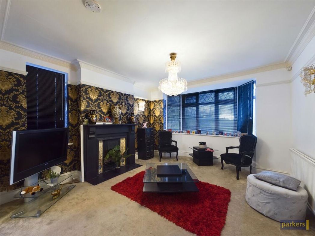 Property image 2 of 15