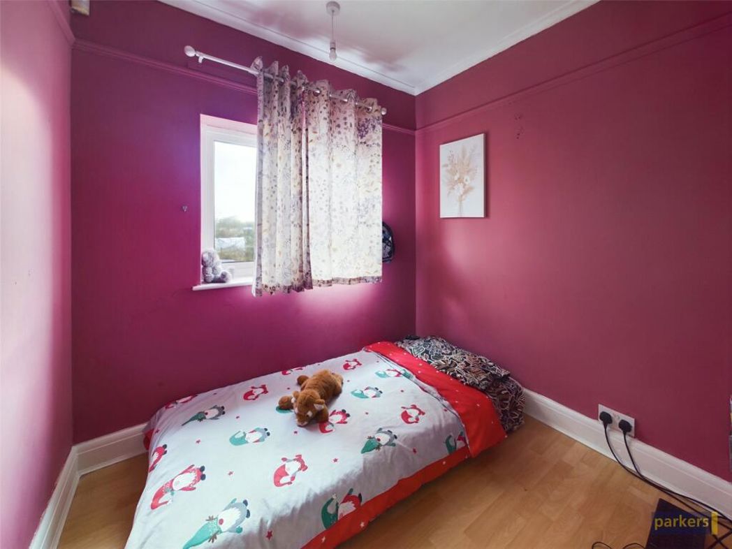 Property image 6 of 15