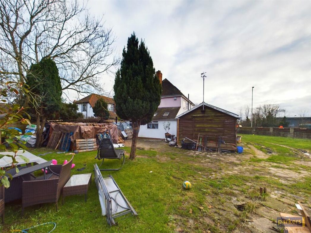 Property image 13 of 15