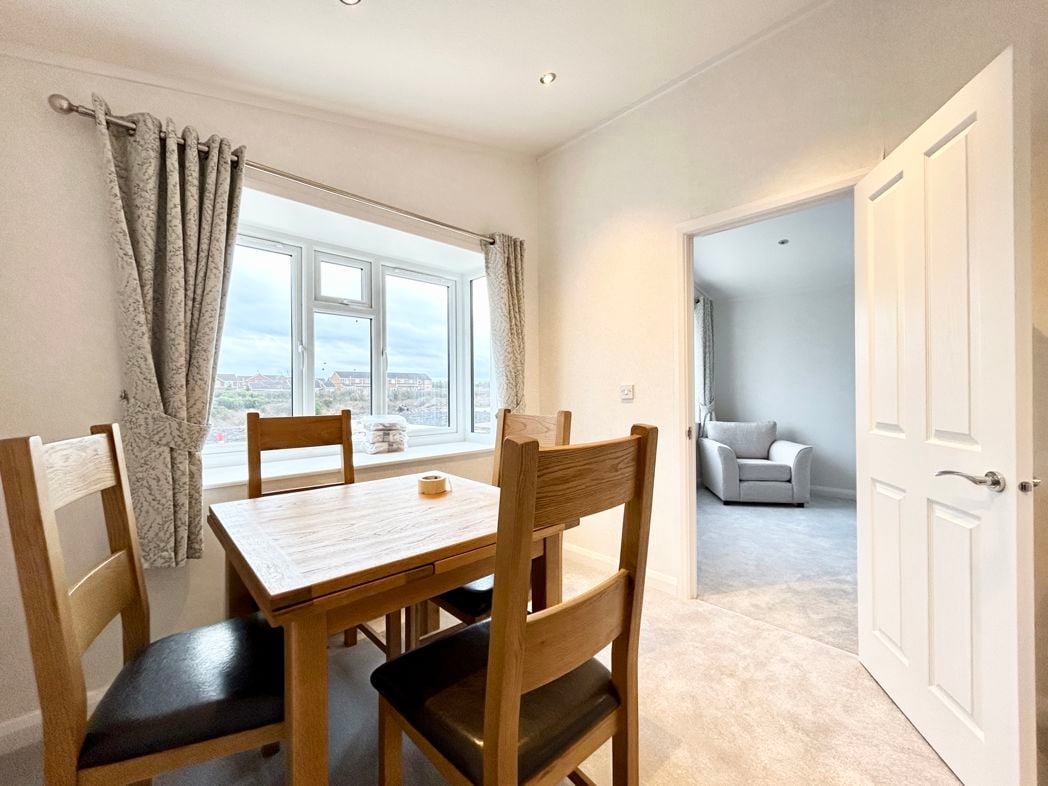 Property image 7 of 15