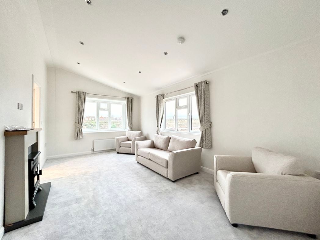 Property image 3 of 15