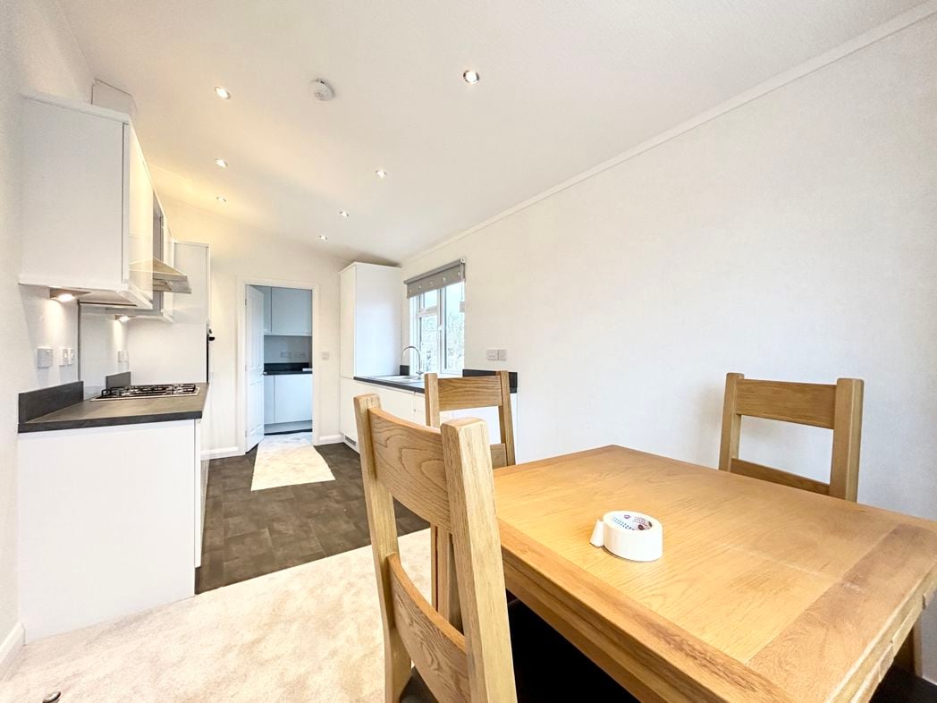 Property image 6 of 15