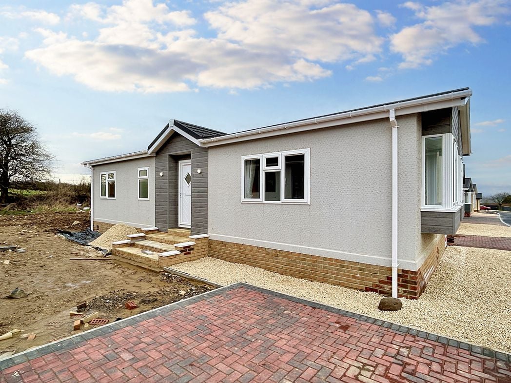 Property image 1 of 15