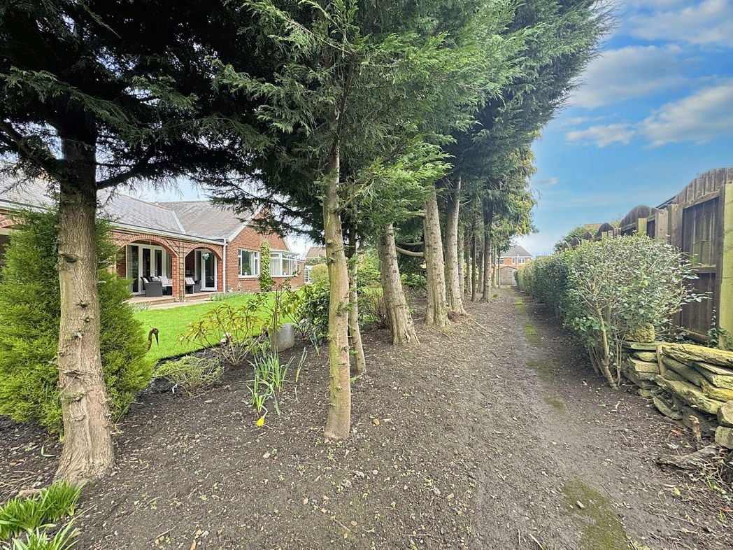 Property image 37 of 37
