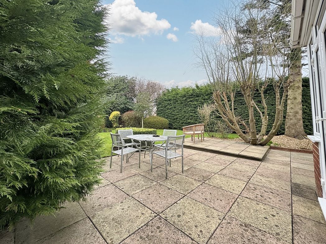 Property image 33 of 37