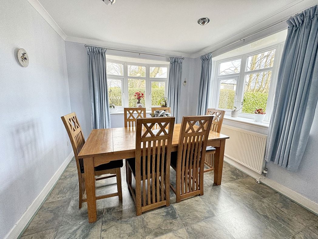 Property image 12 of 37